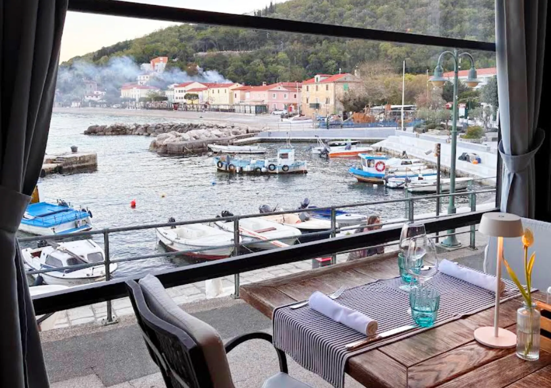 Konoba Pescaria, Mošćenička Draga — Bib Gourmand-listed konoba on the harbour.